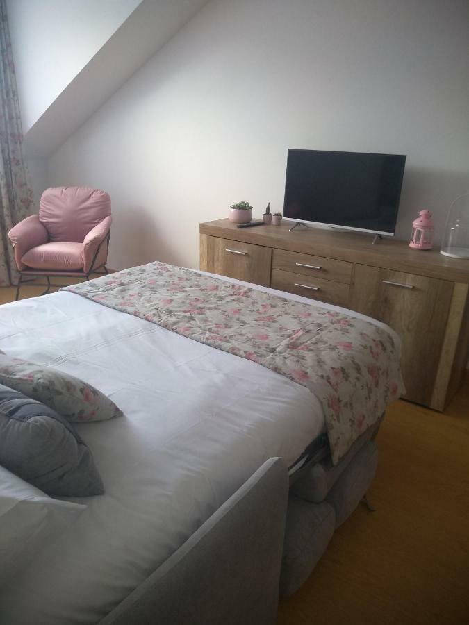Telena Appartement Onís Buitenkant foto